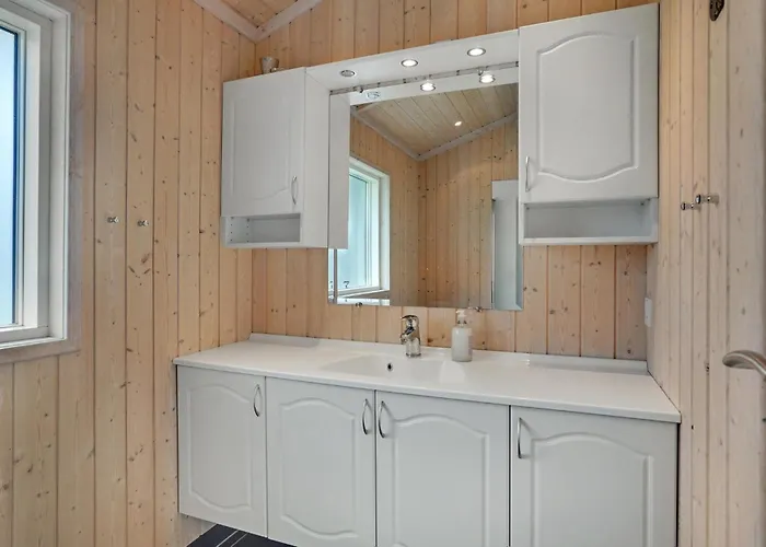 Casa vacanze Awesome In With Sauna